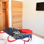 Apartmán - *