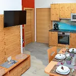 - * Weisspriach